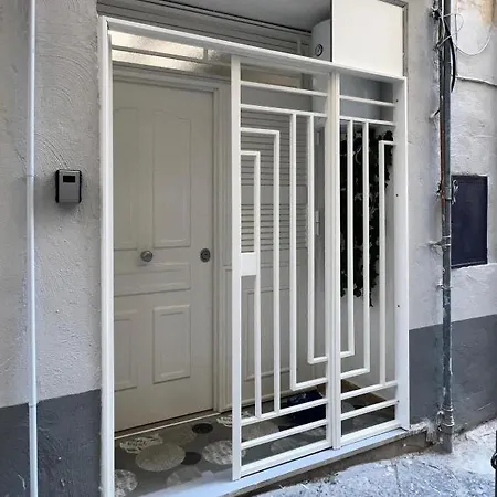 Domus Neapolis *